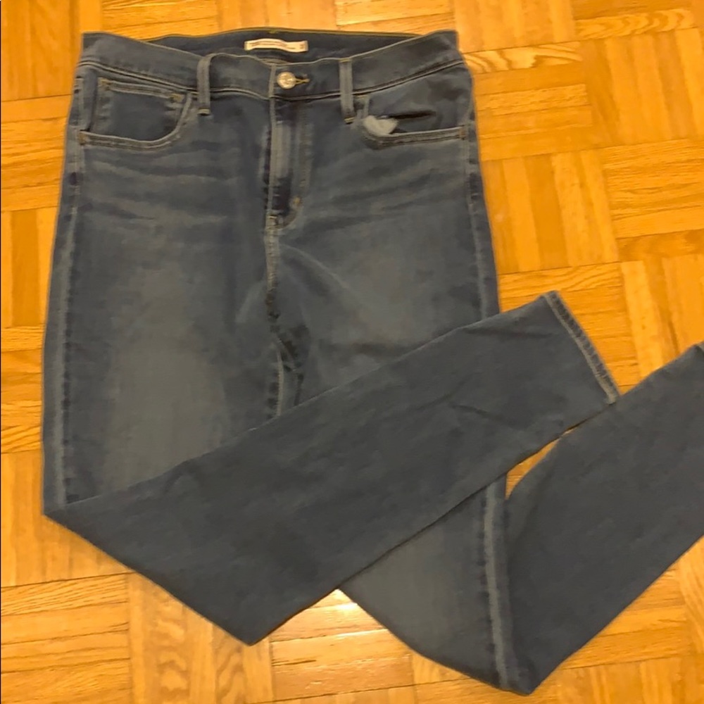 Levi’s 720 high rise super skinny